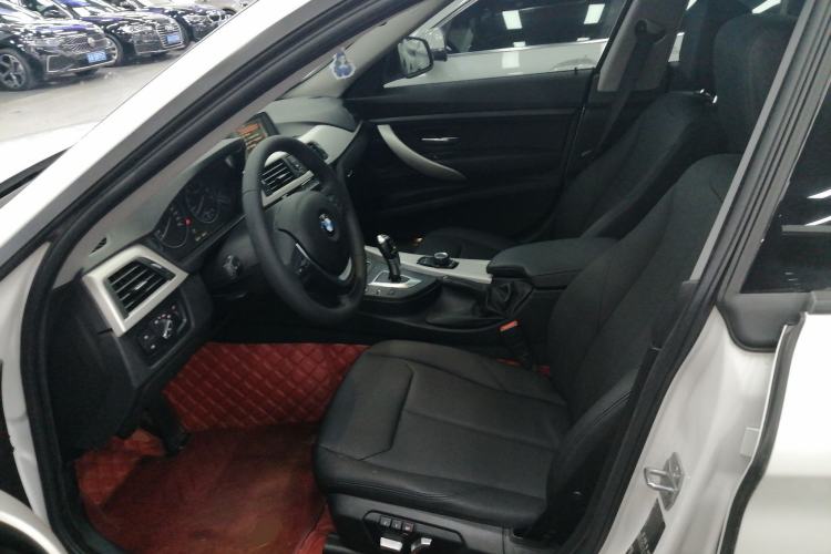 Used BMW 3 Series GT 2017 320i Sport Edition
