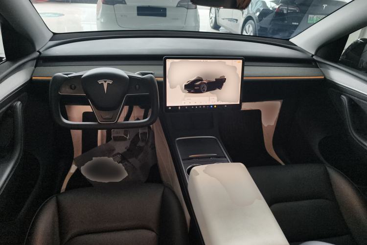 Used Tesla Model Y 2023 Long-Range All-Wheel-Drive Version