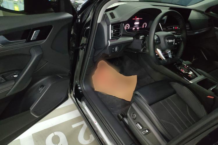 Used Audi Q5L 2025 quattro 45th Anniversary Edition 40 TFSI Sporty and Dynamic Model
