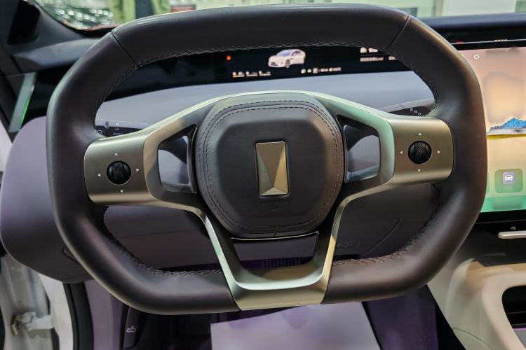 Used Avatr 12 2025 Max Extended-Range Edition
