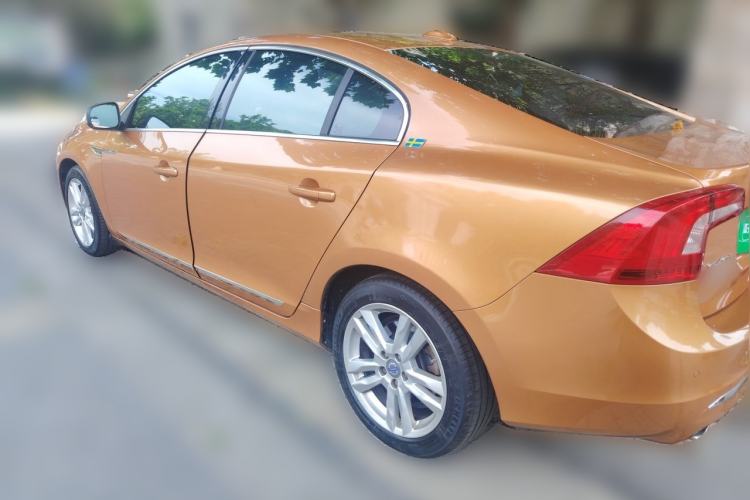 Used Volvo S60 2014 S60L 2.0T Zhiyuan Edition