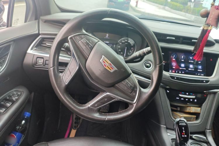 Used Cadillac XT5 2022 2.0T Two-Wheel Drive Luxury Version