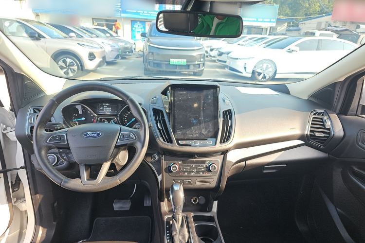 Used Ford Kuga 2019 EcoBoost 180 Two-Wheel-Drive Titanium Plus Model China VI Standard
