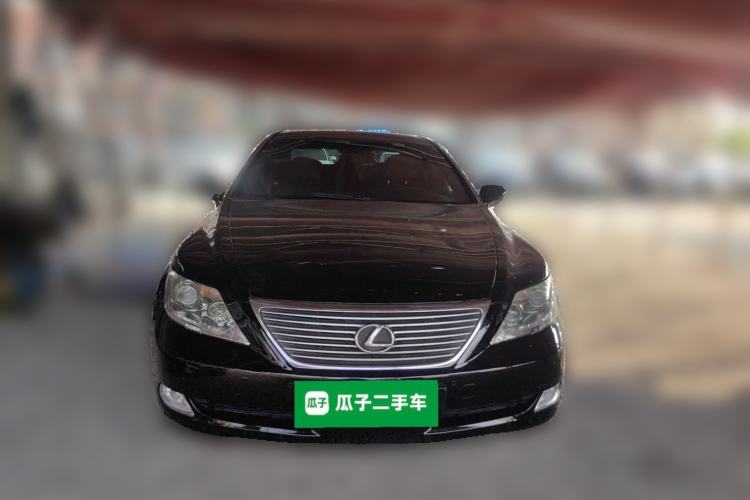 Used Lexus LS  Front