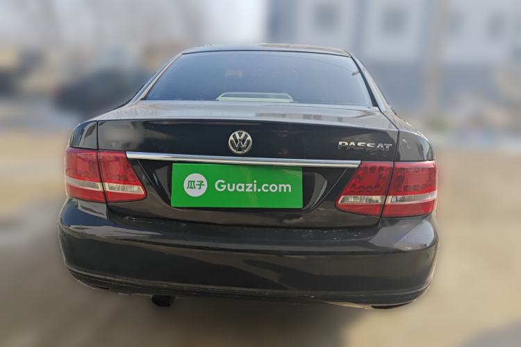 Used Volkswagen Passat 2009 2.0L MFI Automatic Luxury Edition
