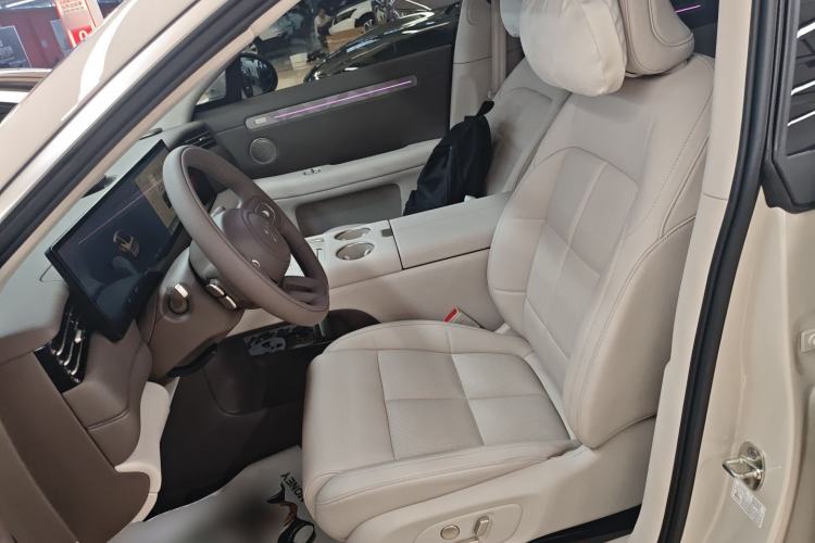 Used IM LS6 2026 Model Pure Electric Max Left Front Seat