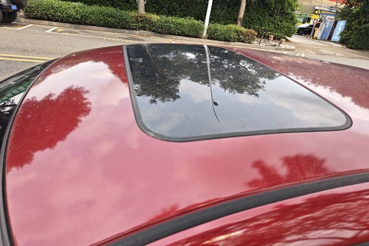 Used Nissan Tiida 2021 1.6L CVT Cool Edition Roof