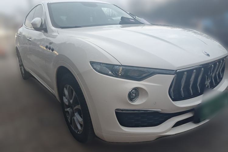 Used Maserati Levante 2022 2.0T GT Sharp Edition Front Right 45 Deg