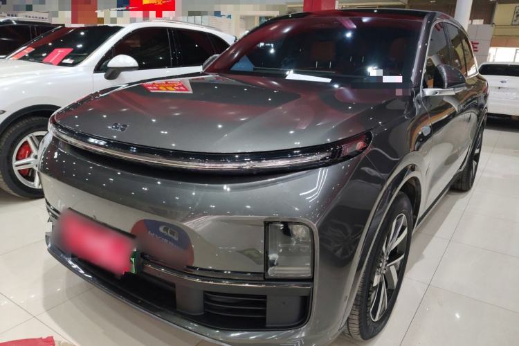 Used Li Auto L8 2023 Pro Model
