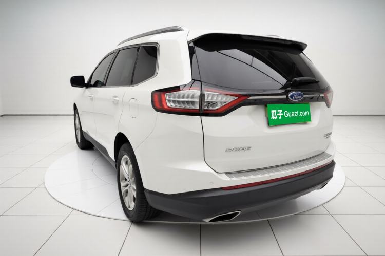 Used Ford Edge 2016 EcoBoost 245 Two-Wheel-Drive Titanium 7-Seater Exterior 3