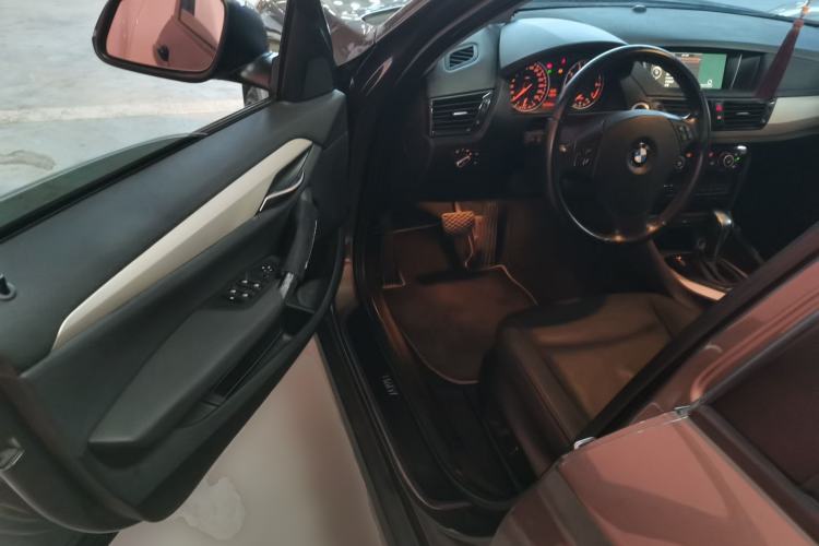 Used BMW X1 2012 sDrive18i Luxury Edition
