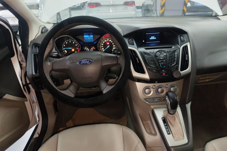 Used Ford Focus 2012 Sedan 1.6L Automatic Comfort Model
