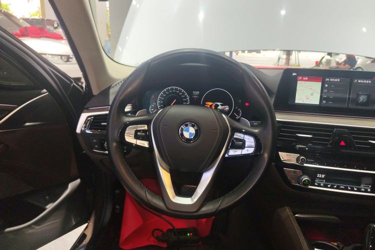 Used BMW 5 Series 2019 530Li Luxury Edition Premium Package Steering Wheel