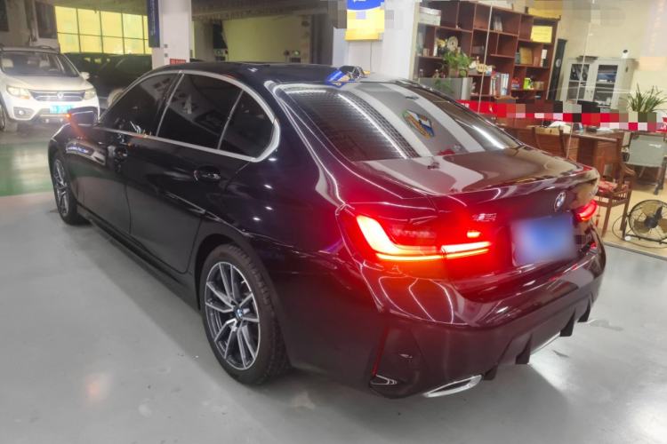 Used BMW 3 Series 2025 325Li M Sport Package Rear Left 45 Deg