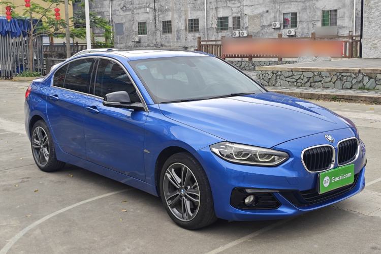 Used BMW 1 Series 2017 118i Sport Edition Exterior 4