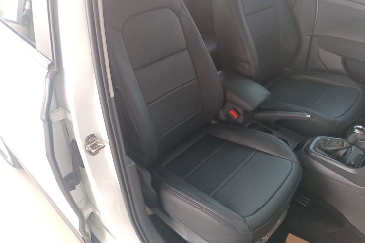 Used Volkswagen T-Cross 2023 Revised 1.5L Automatic Fashion Edition Right Front Seat