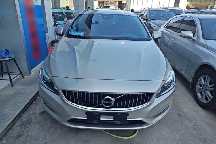 Used Volvo S60 2018 S60L T3 Smart Progress Edition

