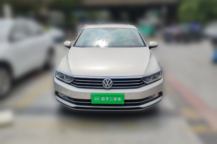 Used Volkswagen Magotan 2019 330TSI DSG Leading Edition China V Standard