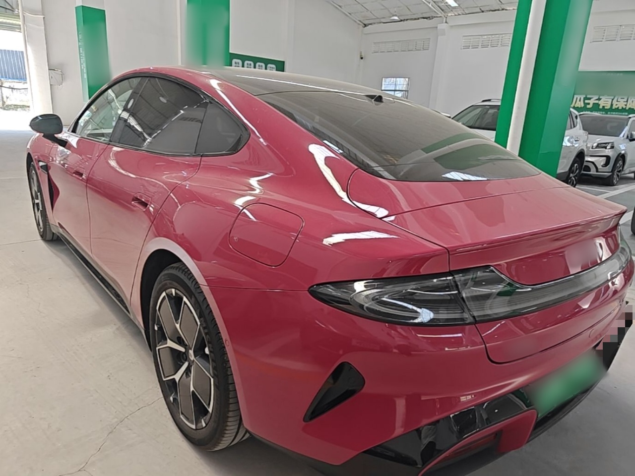 Xiaomi Auto SU7 2024 Rear-Drive Ultra-Long Range Advanced Pro-Level Intelligent Driving Version — снимка 4