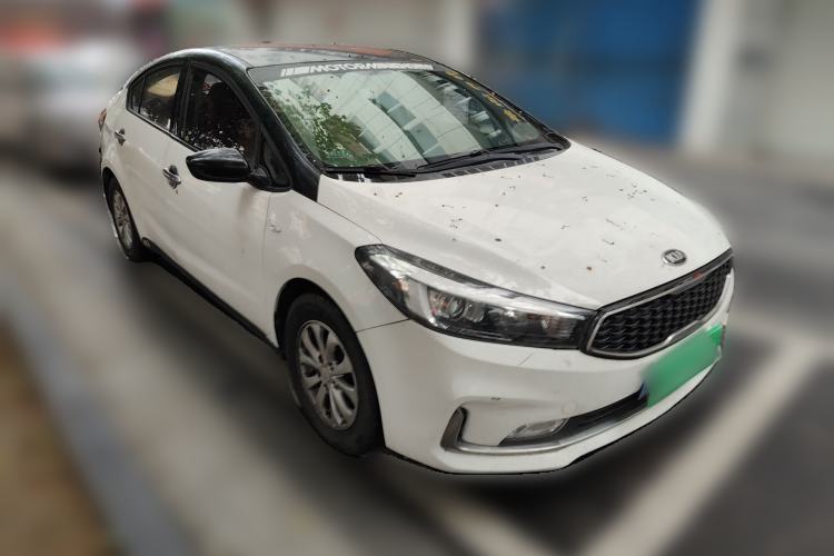 Used Kia K3 2016 1.6L Manual GL Front Right 45 Deg