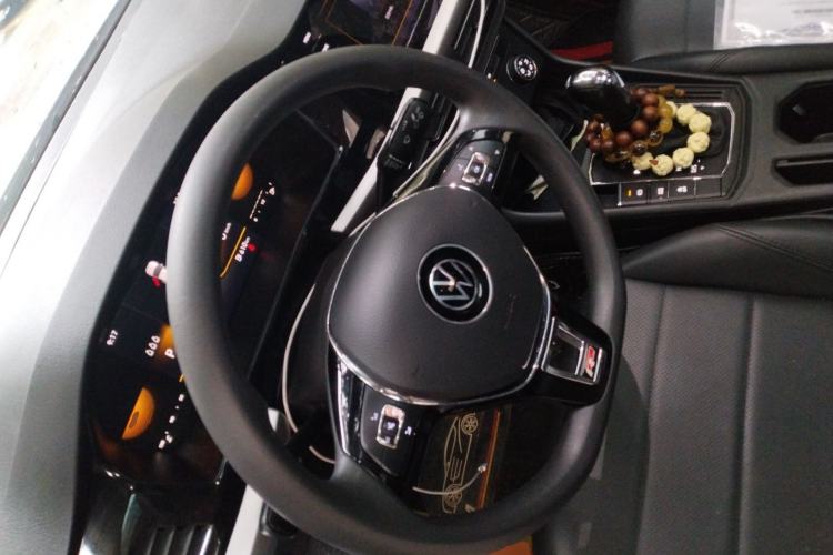 Used Volkswagen Lavida 2021 1.5L Automatic Comfort Edition
