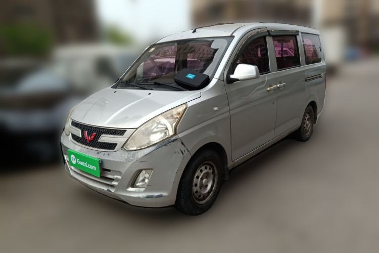 Used Wuling Rongguang V 2015 1.2L Base Version