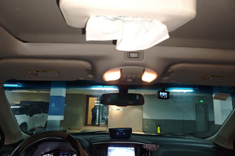 Used Infiniti QX60 (Import) 2016 2.5 S/C Hybrid Two-Wheel-Drive Excellence Edition China V Standard
