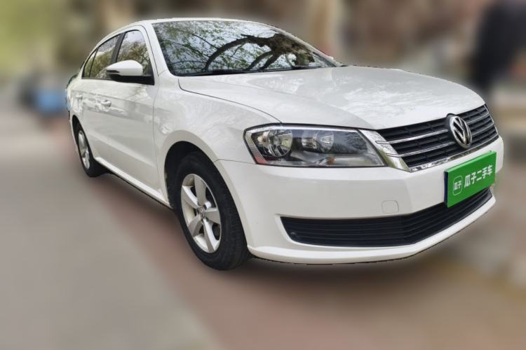 Used Volkswagen Lavida 2015 1.6L Automatic Fashion Edition
