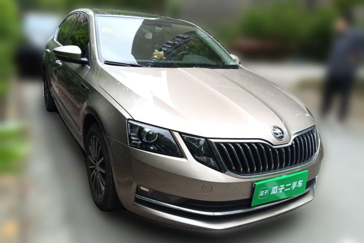 Used Skoda Octavia 2019 1.5L Automatic Smart Drive Luxury Edition China VI Standard