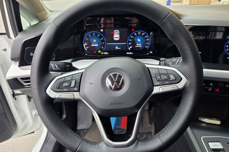 Used Volkswagen Golf 2021 280TSI DSG Pro Interior 3