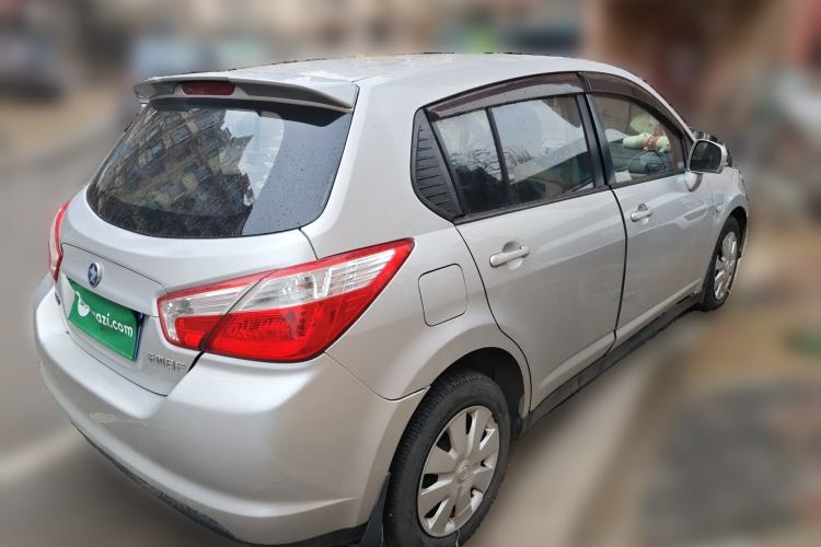 Used Venucia R50 2013 1.6L Manual Fashion Edition Rear Right 45 Deg