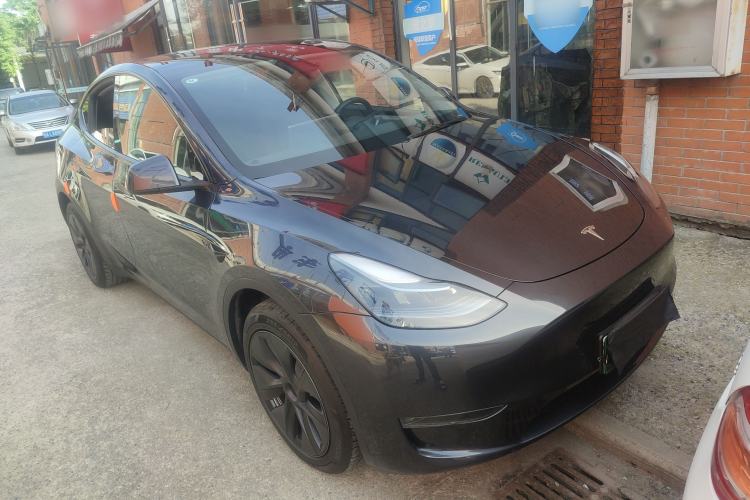Used Tesla Model Y 2024 Long-Range All-Wheel-Drive Version
