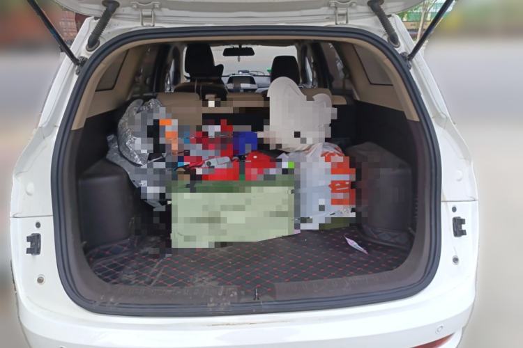 Used Baojun 310W 2017 1.5L Manual Fashion Model China V Trunk