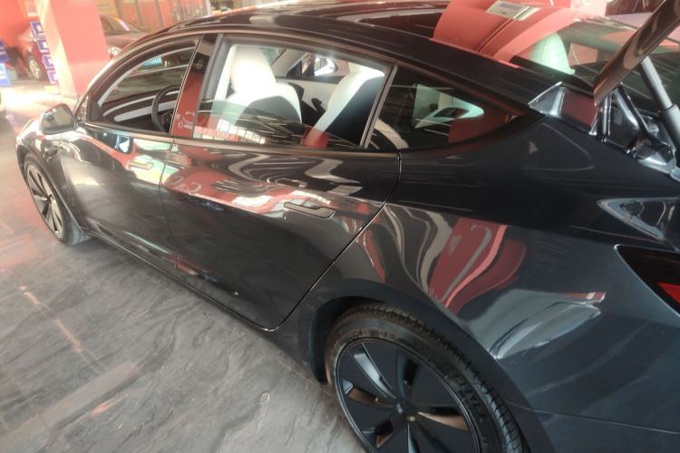 Used Tesla Model 3 2023 Long-Range All-Wheel-Drive Version