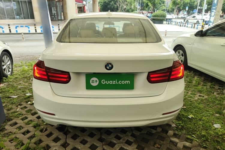 Used BMW 3 Series 2013 320i Sport Edition Rear