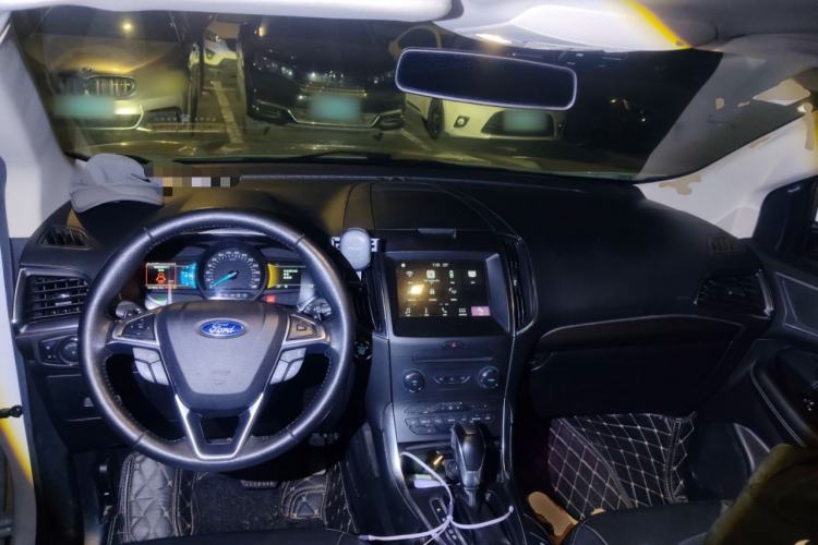 Used Ford Edge 2018 EcoBoost 245 Two-Wheel-Drive Titanium 7-Seater China V Standard
