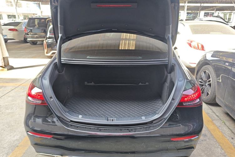 Used Mercedes-Benz E-Class 2023 Restyled E 300 L Sporty and Stylish Edition