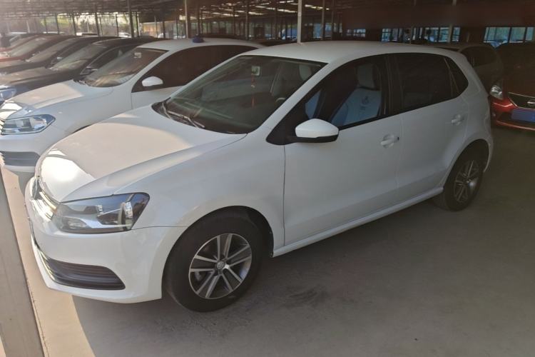 Used Volkswagen Polo 2014 1.4L Manual Fashion Edition