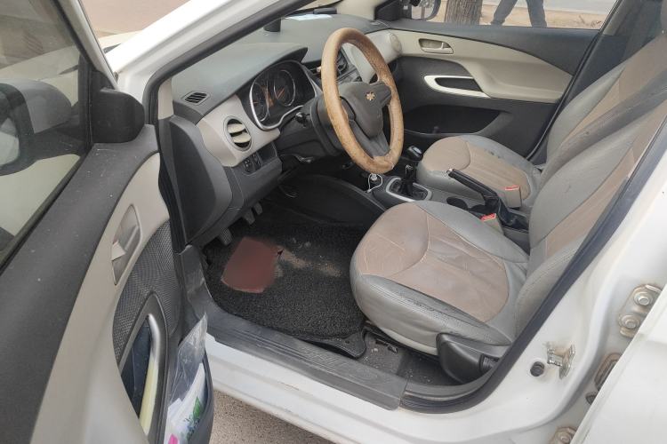 Used Chevrolet Sail 2015 Sail 3 1.5L Manual with Ideal Sunroof Edition