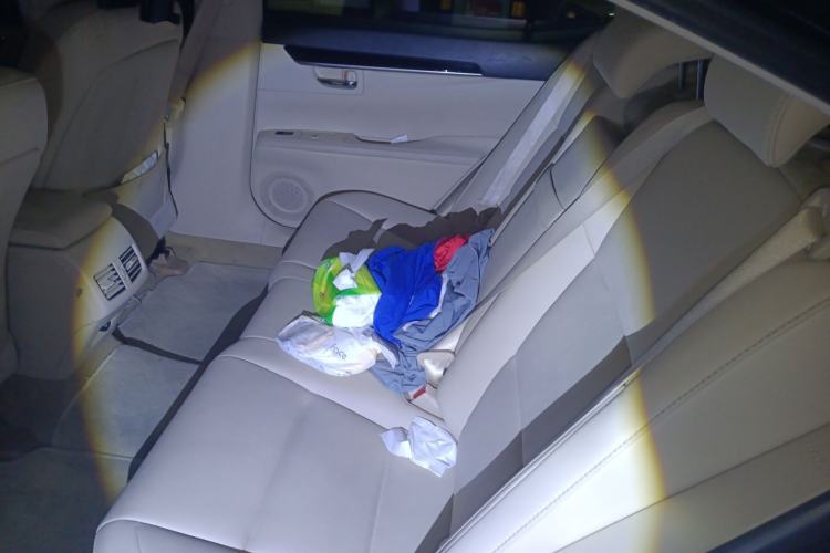 Used Lexus ES 2013 300h Elite Edition