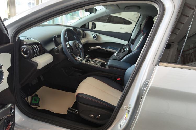 Used BYD Yuan PLUS 2022 510 km Luxury Version Left Front Seat