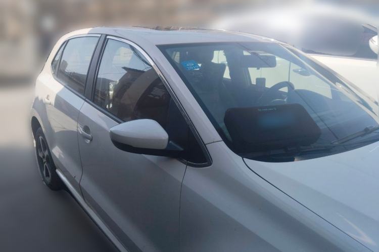 Used Volkswagen Polo 2016 1.6L Automatic Comfort Model