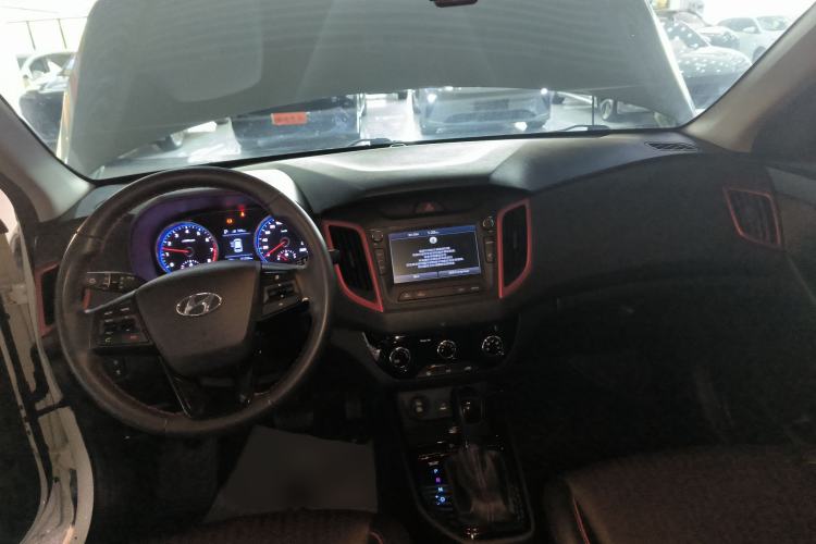 Used Hyundai ix25 2017 1.4T Automatic Smart Version
