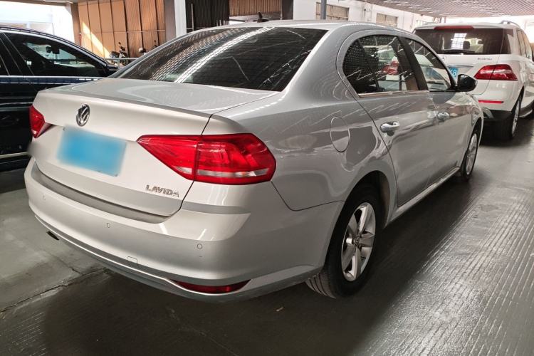 Used Volkswagen Lavida 2015 1.6L Automatic Fashion Edition
