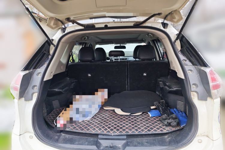 Used Nissan X-Trail 2014 2.0L CVT Comfort Edition 2WD Trunk