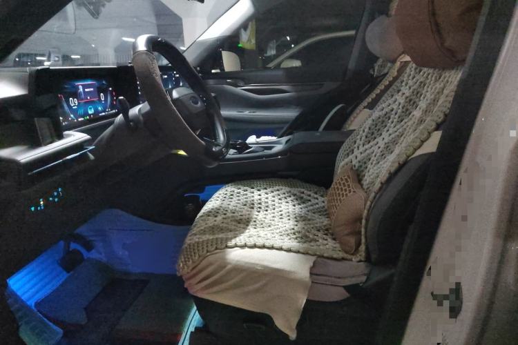 Used Ford Edge 2023 Ford Explorer L 2.0T EcoBoost Two-Wheel Drive 7-Seater Luxury Model
