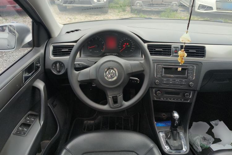 Used Volkswagen Santana 2013 1.6L Automatic Comfort Edition Steering Wheel