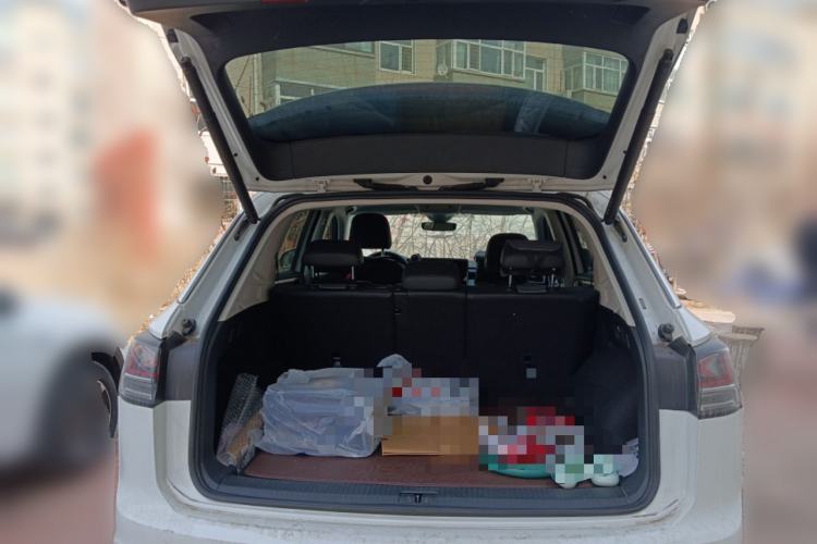 Used Volkswagen Tayron 2024 300TSI Two-Wheel-Drive Luxury Plus Advanced Version Trunk