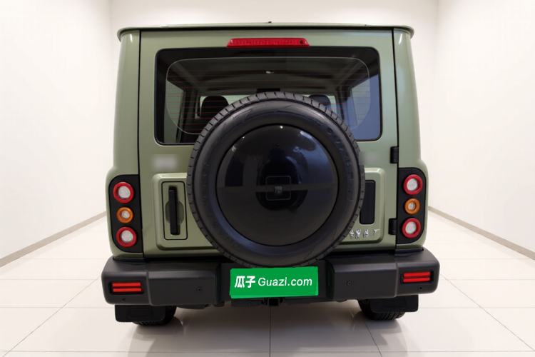 Used 212 T01 2024 2.0T Explorer

