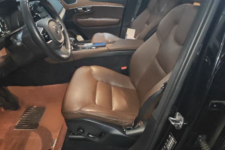 Used Volvo XC90 2019 T6 Zhiyi Edition 7-Seater China VI Standard
